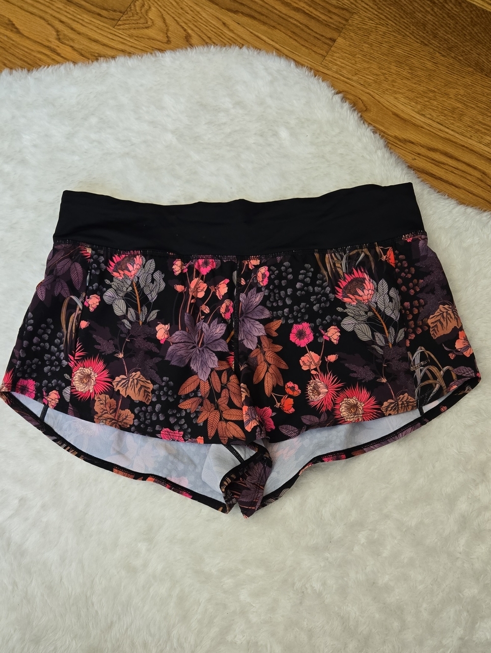 Title Nine Athletic Shorts, Womens Medium